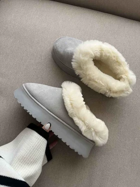 UGG خزدار