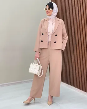 کت و شلوار کوتاه
