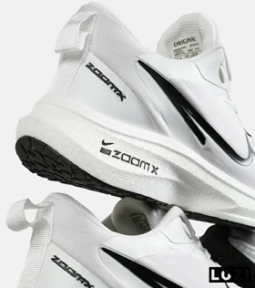 کفش کتانی مردانه سفید مشکی NIKE zoom x