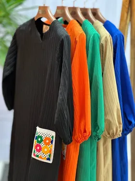 کفتان گلدوزی شده