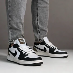 نایک ایر جردن 1 بدون ساق تراویس اسکات مشکی سفید ( Nike Air Jordan 1 Low Travis Scott BW)