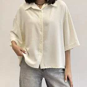 شومیز یقه‌دار زنانه با آستین کوتاه – استایل آزاد و راحت