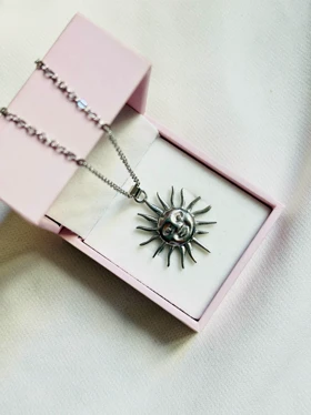 گردنبند خورشید