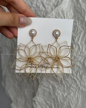 گوشواره دخترانه
