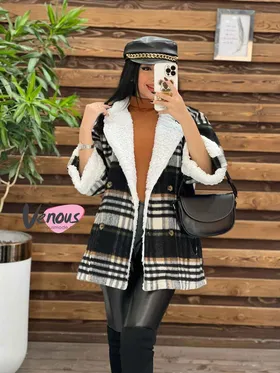 پالتو چهارخونه یقه خز