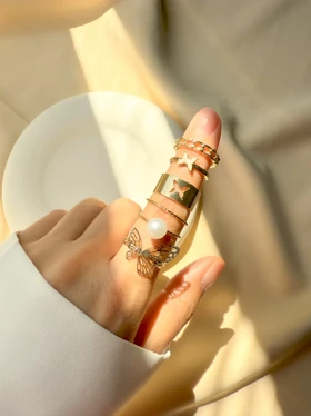 انگشترپکی پروانه و مروارید