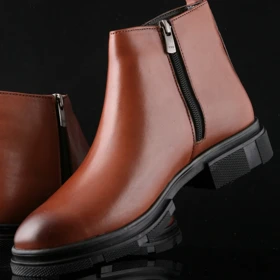 نیم بوت زنانه چرم یلسان مدل تایسز کد 635-GN