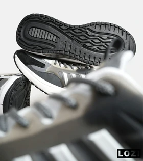 کفش کتانی مردانه خاکستری سفید ADIDAS UltraBoost