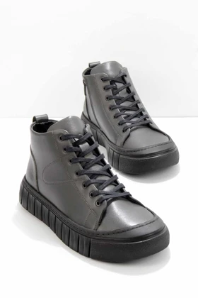 بوت و نیم بوت زنانه بامبی bambi