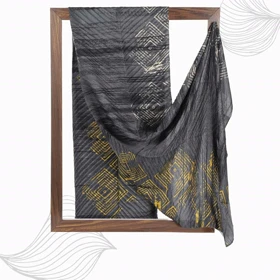 شال طرح هندسی زنانه - 39251737