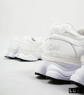کفش کتانی زنانه سفید NEW BALANCE 9060