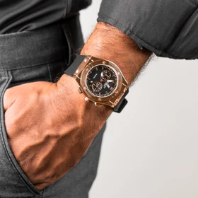 ساعت مچی Hublot رزگلد صفحه مشکی مدل C70
