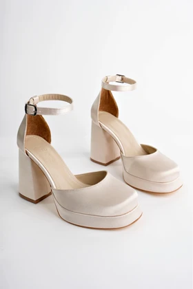 کفش پاشنه‌بلند کلاسیک زنانه اورجینال میرانین meyranin-ayakkabilari