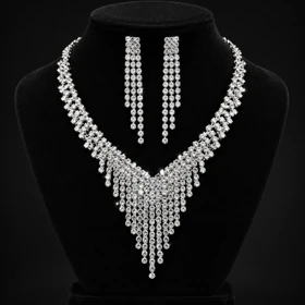 نیم ست نگینی مجلسی کدnm499گالری زیورآلات آوآرین