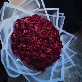گل رز جاودان 25 شاخه زرشکی