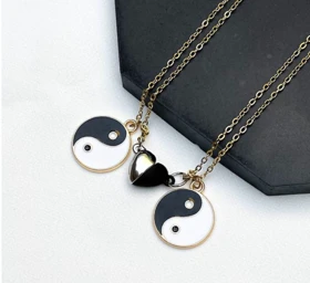 ست گردنبند یین و یانگ مگنتی