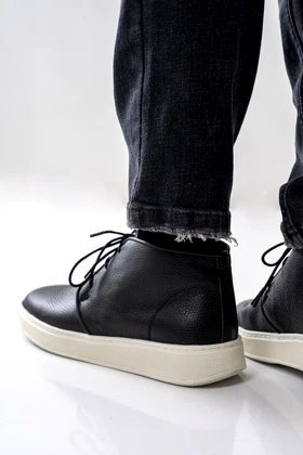 نیم بوت چرم طبیعی زیره سفید مردانه