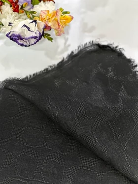 شال ژاکارد کارلا