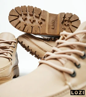 نیم بوت چرمی مردانه کرم Timberland
