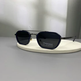 عینک آفتابی کررا با فریم فلز و کائوچو و لنز پلی‌کربنات پلاریزه UV400 Carrera Original