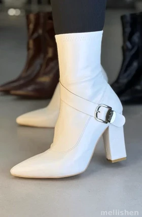 687 - نیم بوت بغل سگک میومیو687