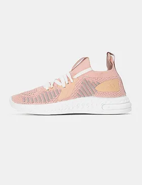 کفش ورزشی زنانه Adidas