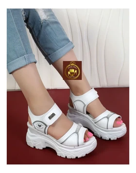 صندل لژدار طبی زنانه اسپرت مینا