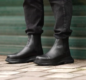 نیم بوت مردانه لژدار بغل کش مکویین