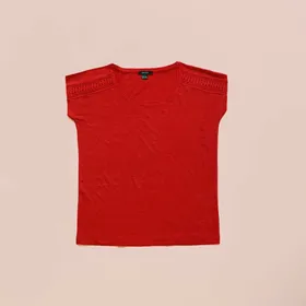 تیشرت قرمز اسمارا