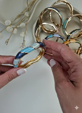 بنگل میناکاری طرح موج آبی و فیروزه‌ای (تم دریایی)