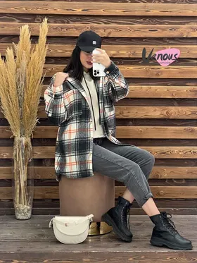 پالتو چهارخونه کلاهدار دکمه چوبی