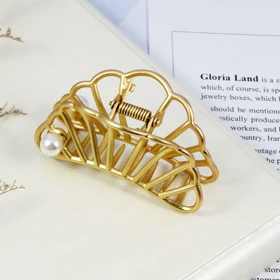 کلیپس مو زنانه مدل صدف و مروارید کد 1507