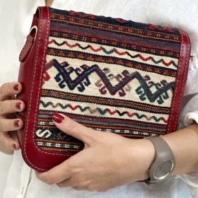 کیف زنانه چرم و گلیم مدل ترلان