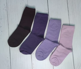 جوراب زنانه ساق‌دار ساده تم بنفش