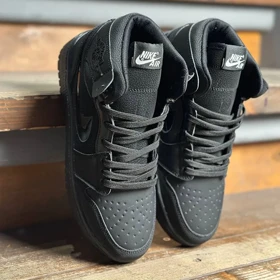 کتانی زنانه جردن ساق‌دار