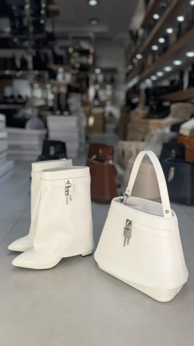 548 - 548 کیف ساده جیوان