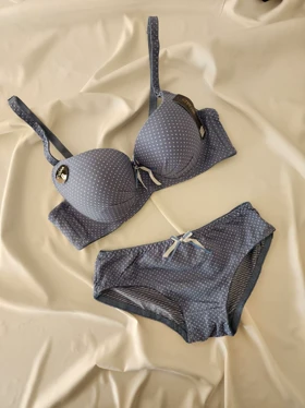 ست سوتین و شورت نخی جکدار فنردار CHANVIEN LEEN کد: 2210