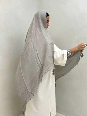 شال کنفی منگوله‌دار