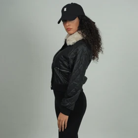 کاپشن یقه خزدار