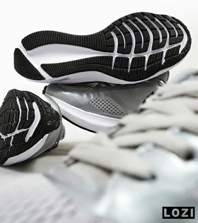 کفش کتانی مردانه طوسی مشکی Nike guide 10