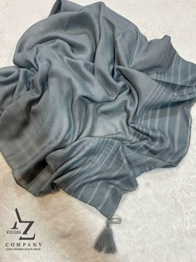 روسری نخی ساده سایز 120 طوسی فیلی مناسب تابستان