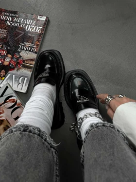 لوفر PRADA
