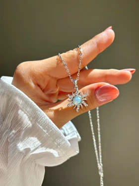 گردنبند راپونزل آبی