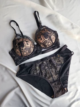 ست شورت و سوتین بدون جک فنردار اروپایی کد: 9035