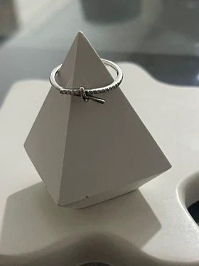 انگشتر گره نگینی کد 3331009