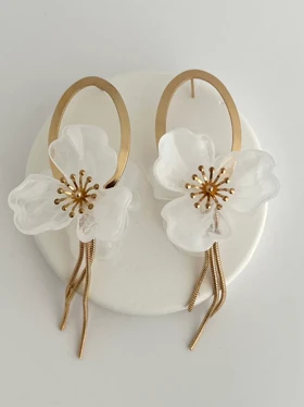گوشواره گل بهاری