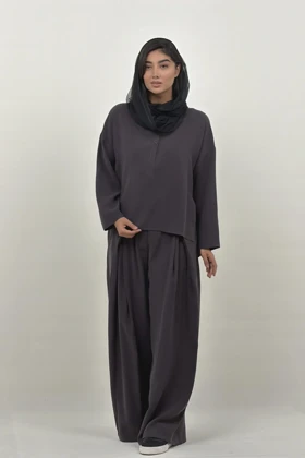شومیز زنانه کجراه جلو بسته دو دکمه