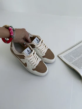کتانی AIR JORDAN 1
