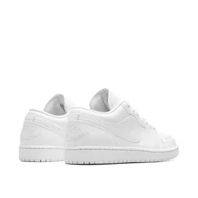 کتانی نایک ایرجردن 1 ساق کوتاه کامل سفید Nike Air Jordan 1 Low White