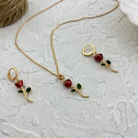 نیم ست زنانه شیک با طرح گل رز، هدیه‌ای بی‌نظیر!